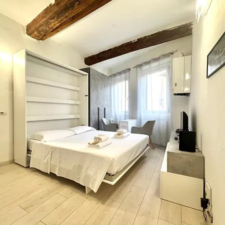 Apartamento Mono Romana *